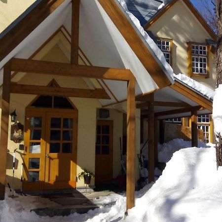 Happy Talk Hotel Hakuba Exterior photo